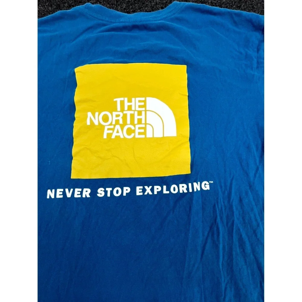 The North Face T-Shirt Mens Medium Blue Cotton Short Sleeve Crew Neck Pullover
